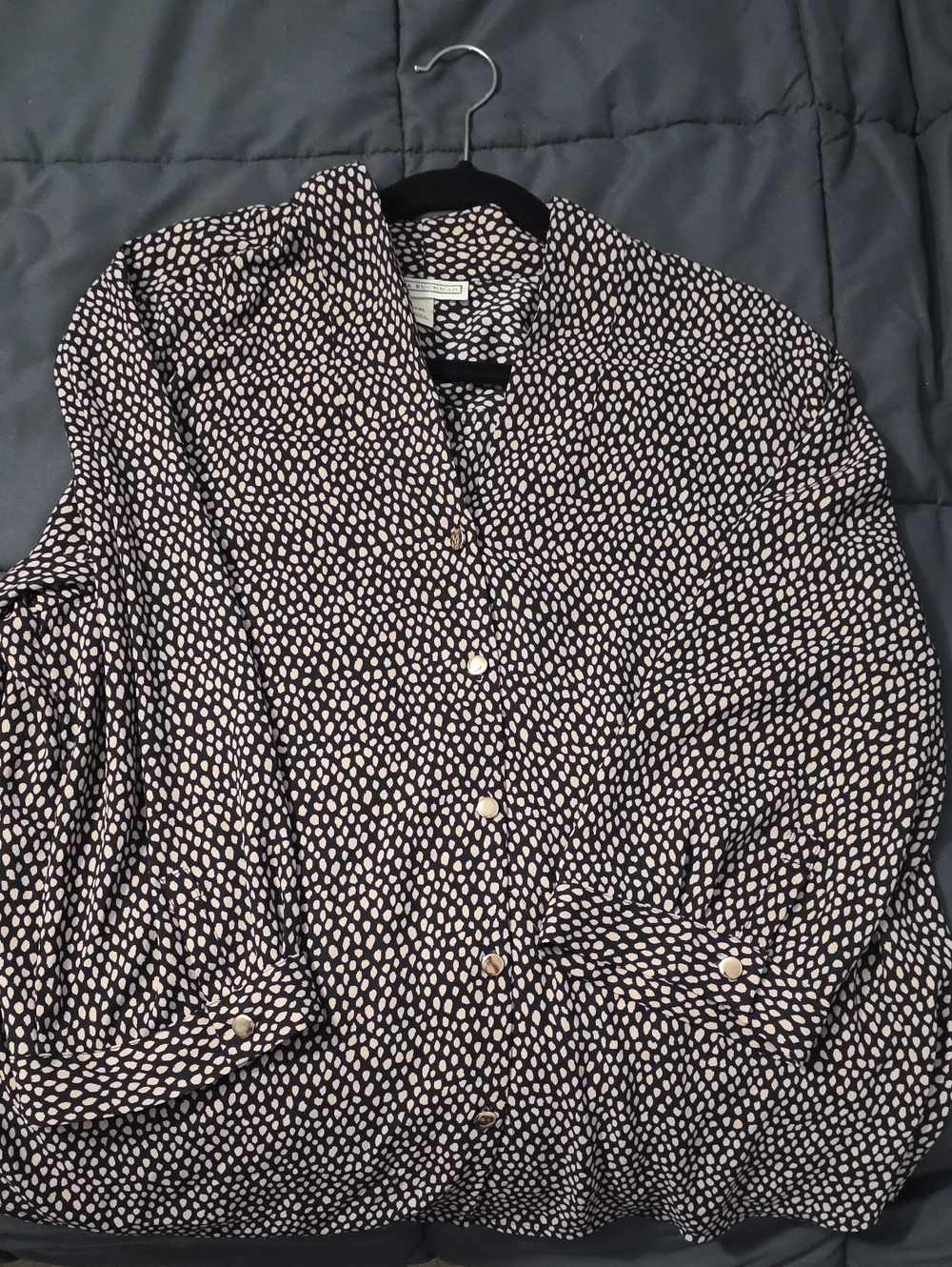 Dana Buchman Black and Cream Printed Top